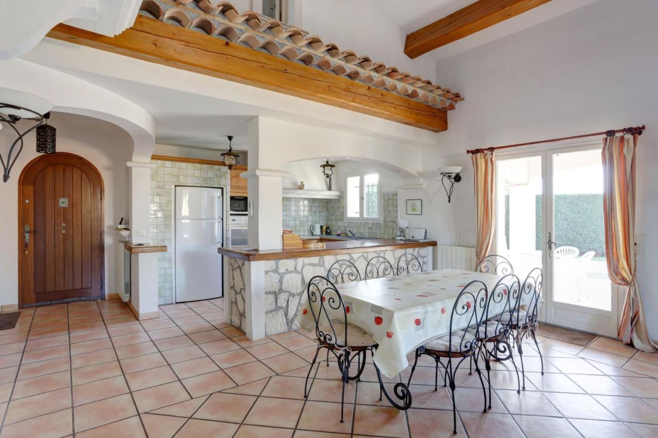 Villa De Charme, 8 Pers, Climatisee, Piscine Chauffee, Calme Garanti Roquebrune-sur Argens Exteriör bild